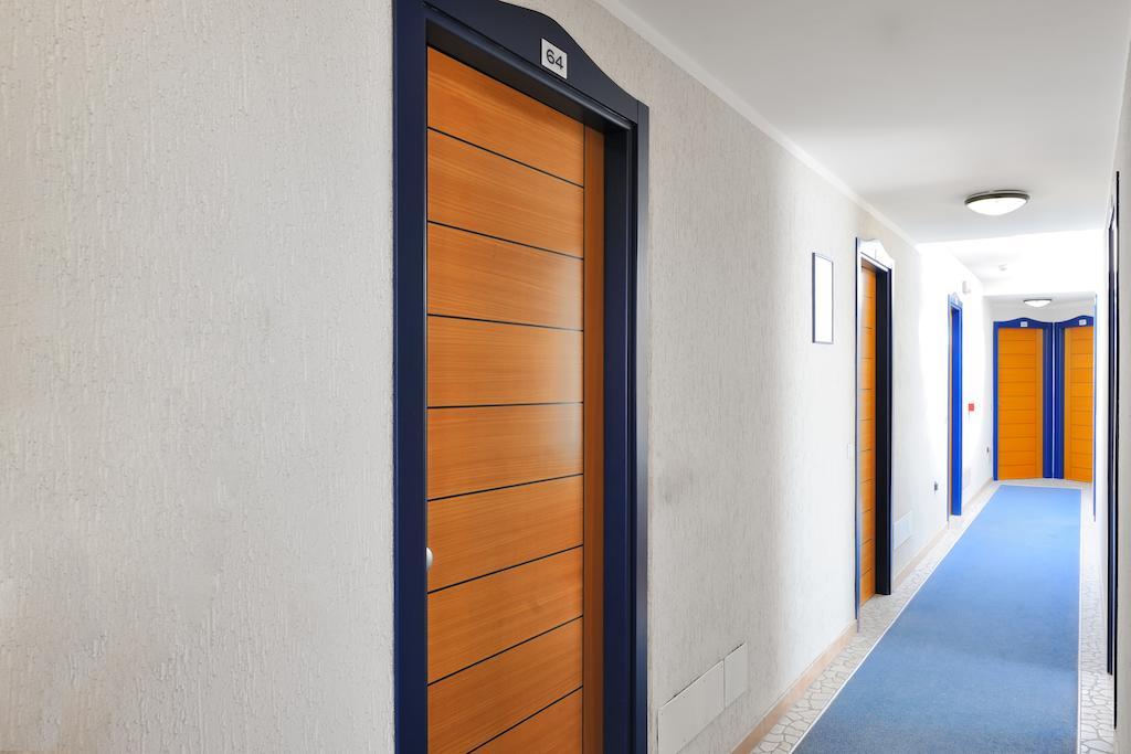 Hotel Diplomatic Riccione Eksteriør billede